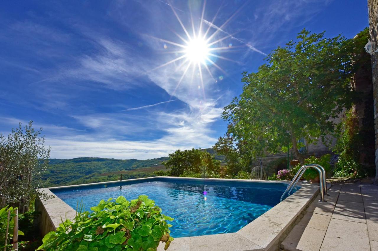 Fragola Apartment *