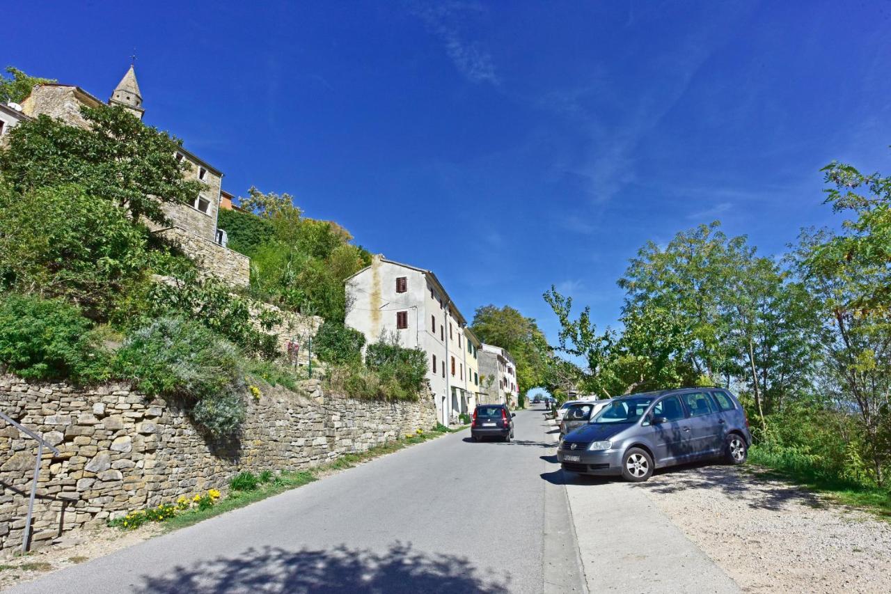 Fragola Apartment *