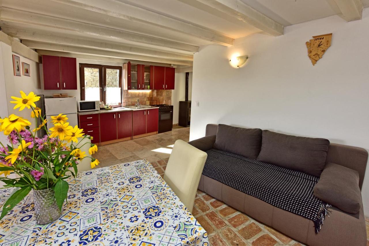 Fragola Apartment
