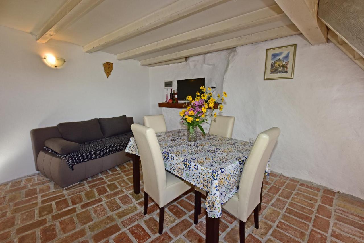 Fragola Apartment *