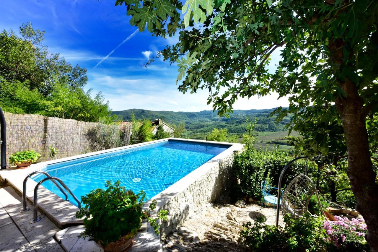 Fragola Apartment