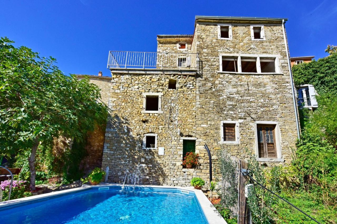Fragola Apartment *